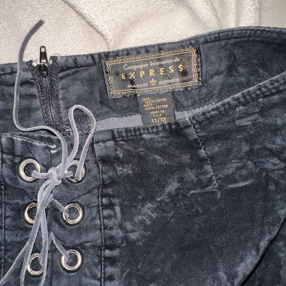 Express black suede skirt - Picture 4 of 5